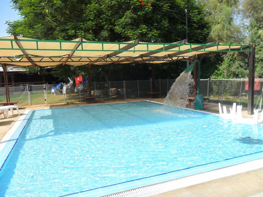 Almog Kibbutz Hotel 외부 사진