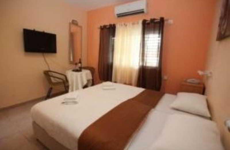 Almog Kibbutz Hotel 외부 사진